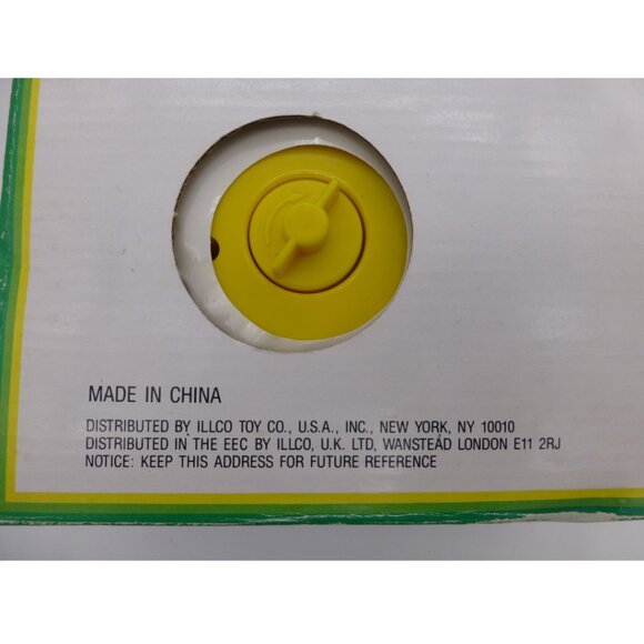 Vintage 1990 Seseame Street Musical Peek-A-Boo Big Bird Wind-up Toy - Picture 9 of 10